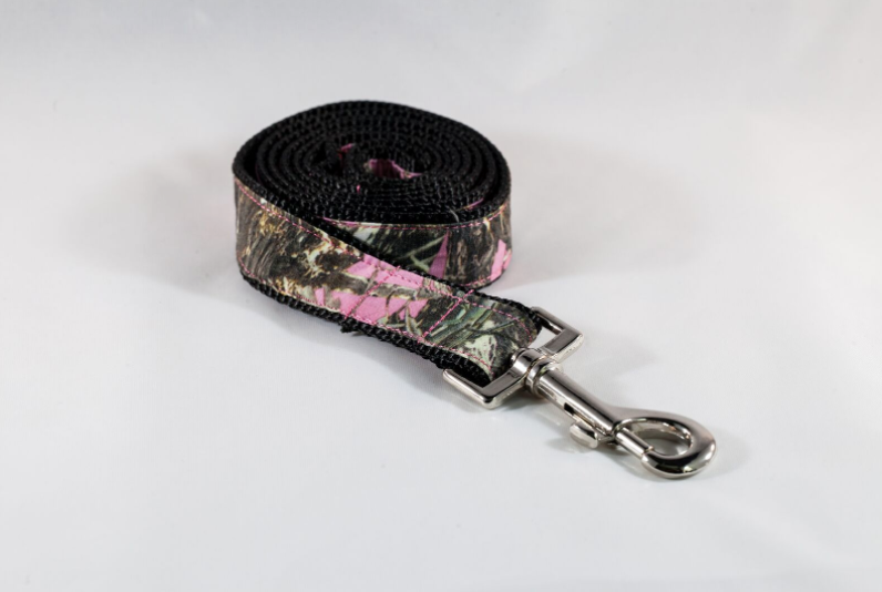 The Sporting Pup 4 Foot Pink Camo Dog Leash
