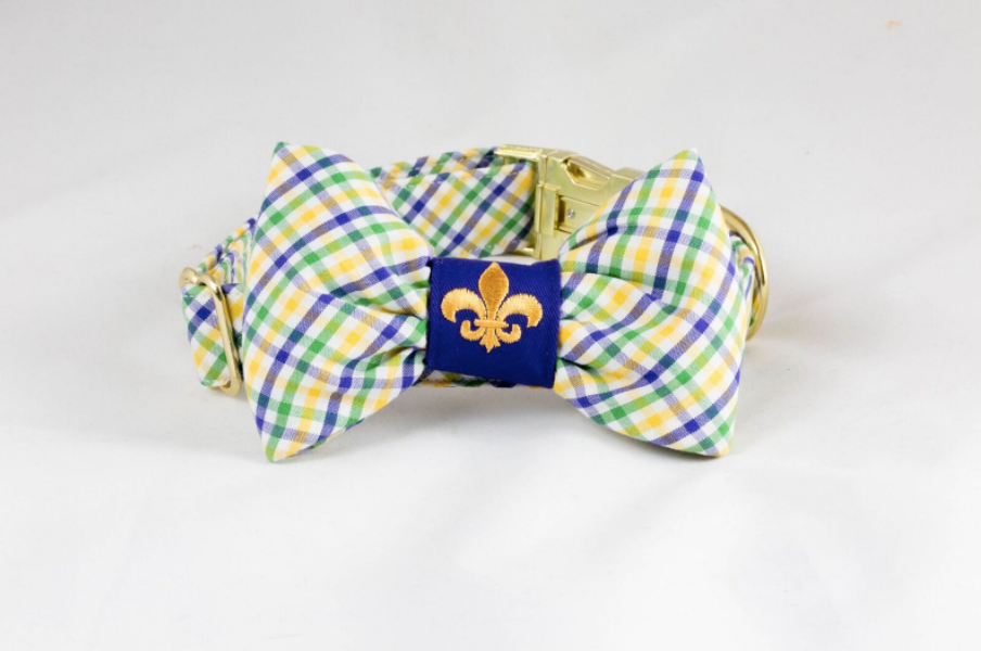 Preppy Mardi Gras Gingham Dog Bow Tie Collar With Fleur de Lis